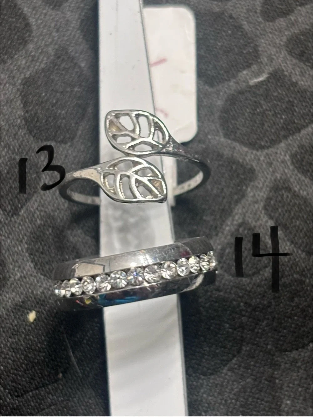 Different styles and sizes silver rings!!!